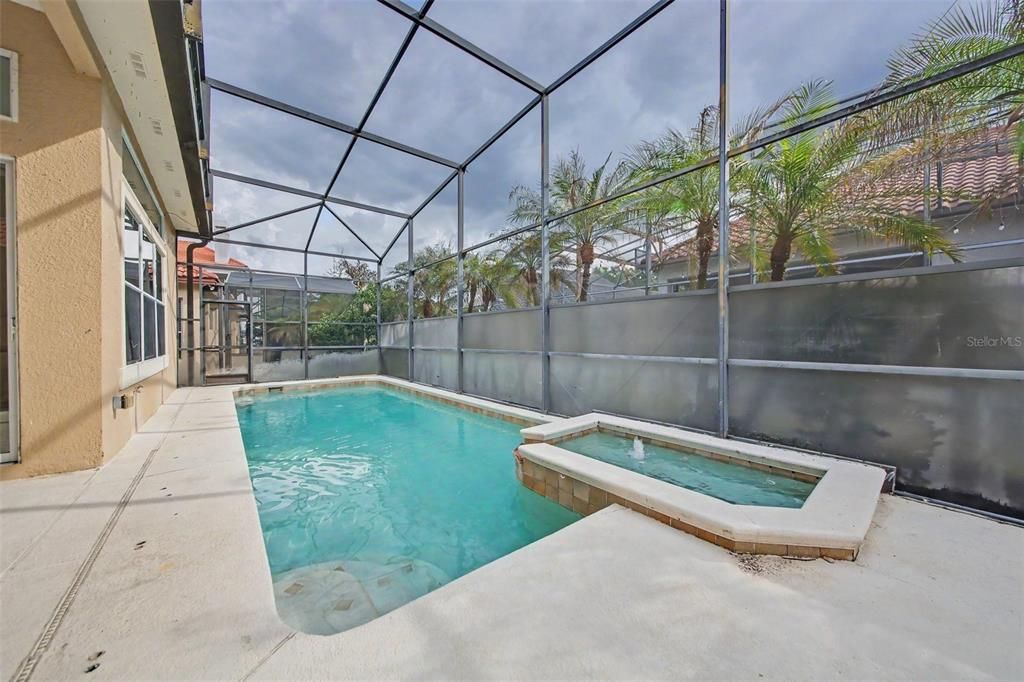 For Sale: $1,149,000 (5 beds, 4 baths, 3672 Square Feet)