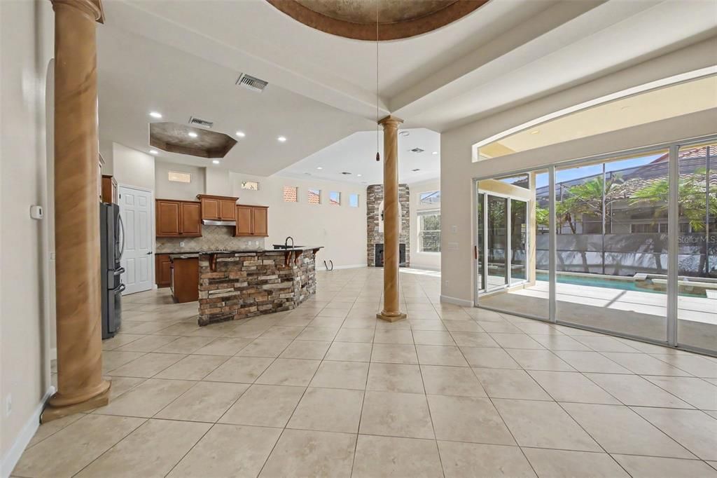 For Sale: $1,149,000 (5 beds, 4 baths, 3672 Square Feet)