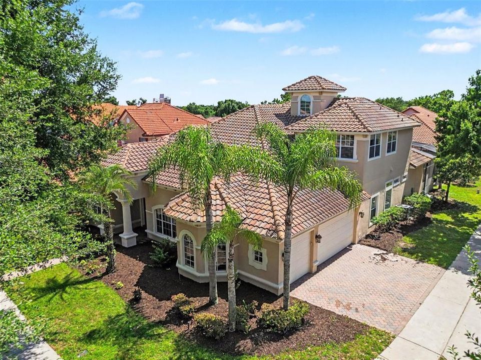 For Sale: $1,149,000 (5 beds, 4 baths, 3672 Square Feet)