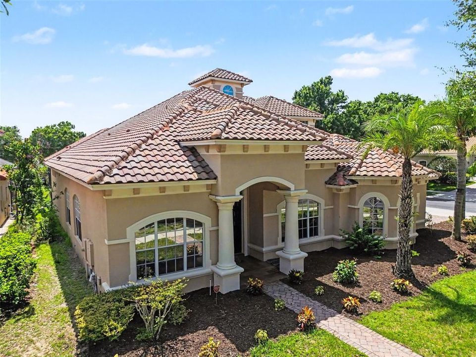 For Sale: $1,149,000 (5 beds, 4 baths, 3672 Square Feet)