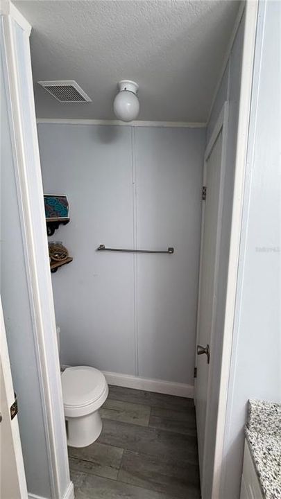 На продажу: $145,000 (2 спален, 2 ванн, 1310 Квадратных фут)