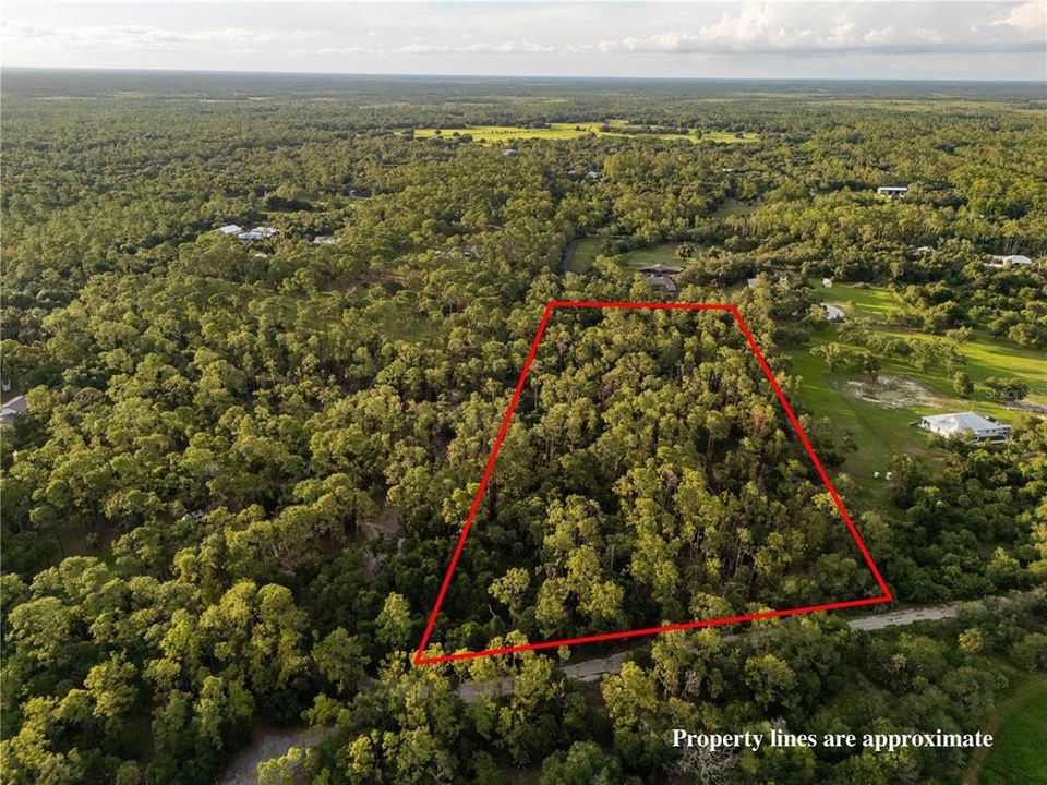 На продажу: $349,000 (7.15 acres)