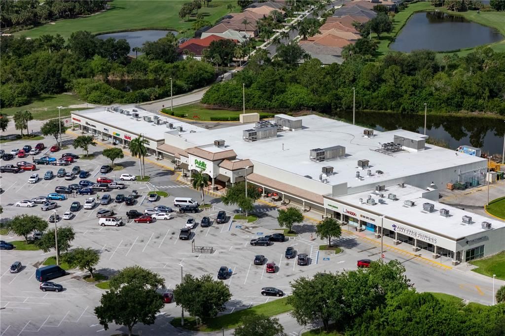 На продажу: $349,000 (7.15 acres)