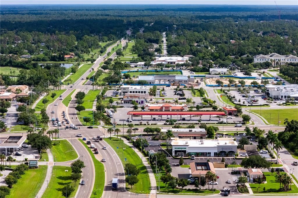 На продажу: $349,000 (7.15 acres)