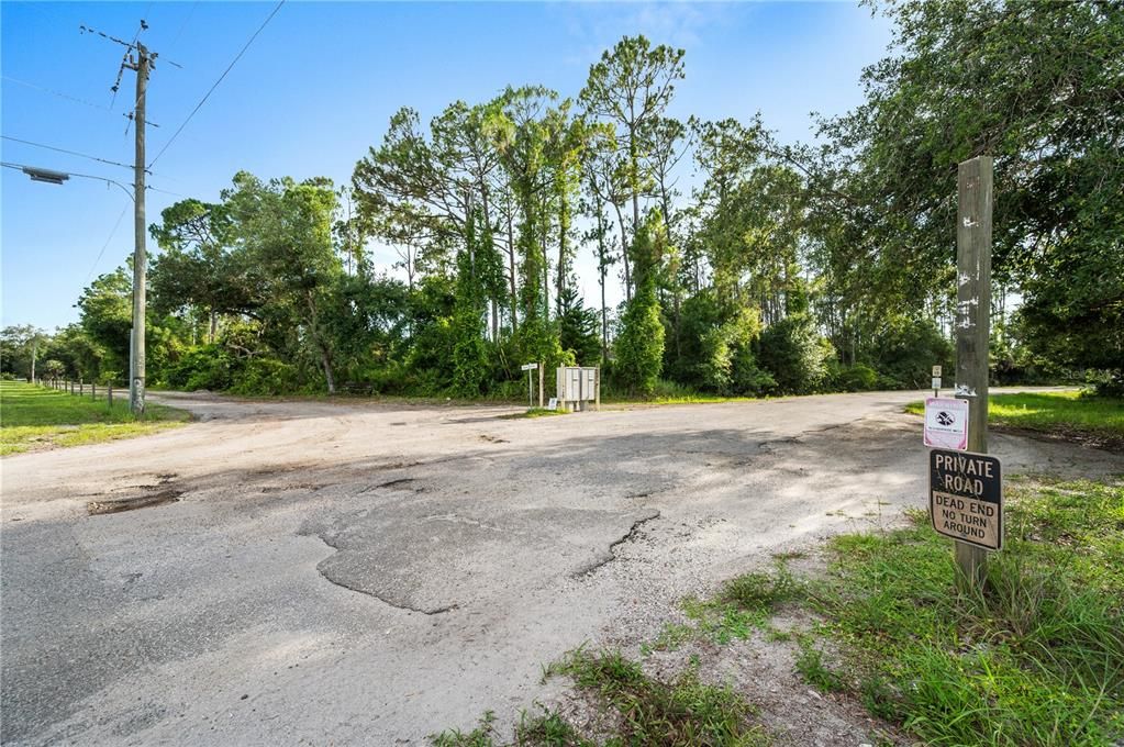 На продажу: $349,000 (7.15 acres)