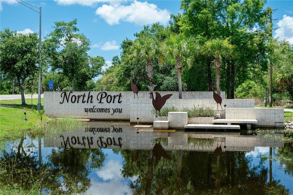 На продажу: $349,000 (7.15 acres)