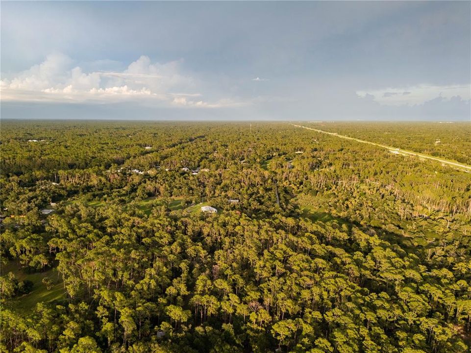 На продажу: $349,000 (7.15 acres)