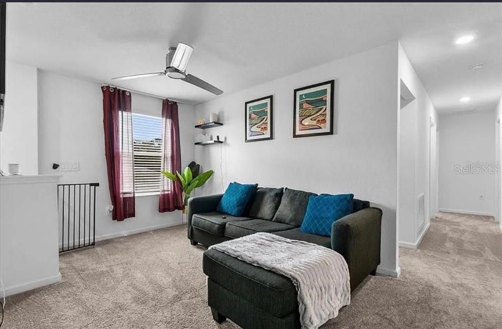 For Rent: $3,100 (6 beds, 3 baths, 2614 Square Feet)
