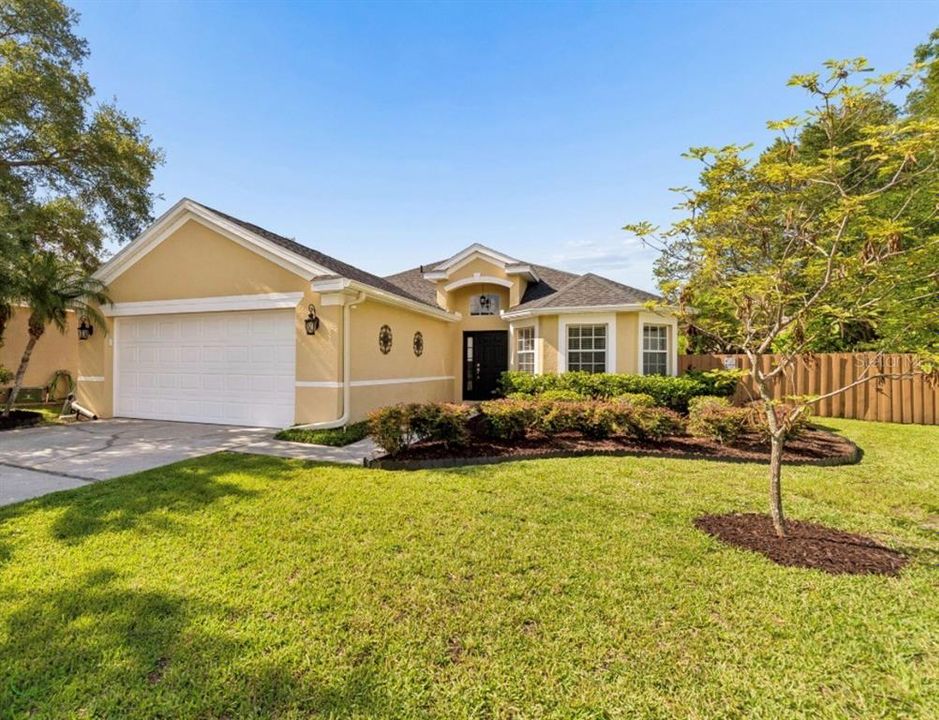 For Sale: $538,000 (4 beds, 2 baths, 2349 Square Feet)