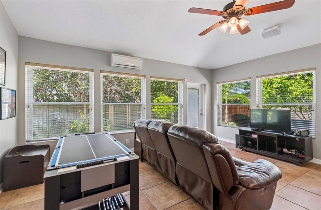 For Sale: $538,000 (4 beds, 2 baths, 2349 Square Feet)
