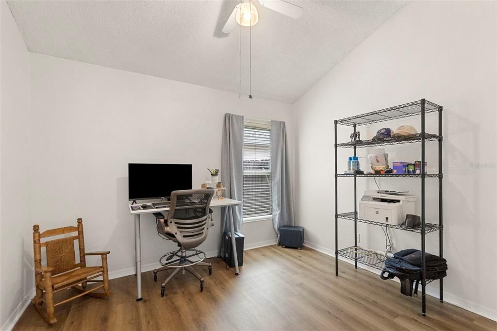 Active With Contract: $355,000 (3 beds, 2 baths, 1553 Square Feet)