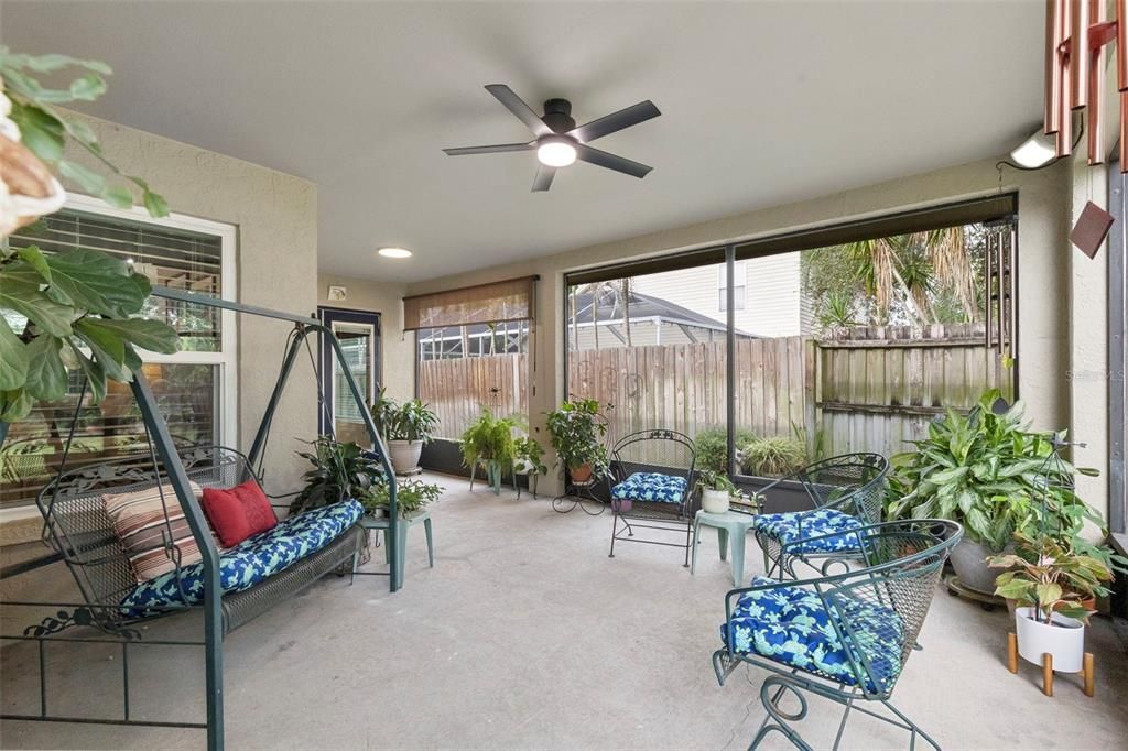 Active With Contract: $355,000 (3 beds, 2 baths, 1553 Square Feet)