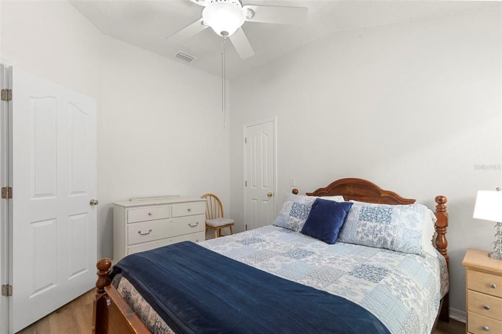 Active With Contract: $355,000 (3 beds, 2 baths, 1553 Square Feet)