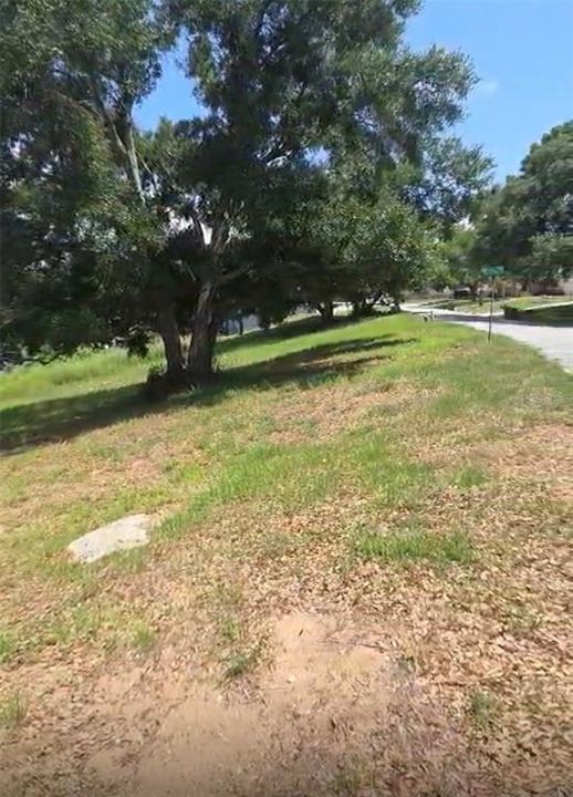 На продажу: $167,000 (0.25 acres)