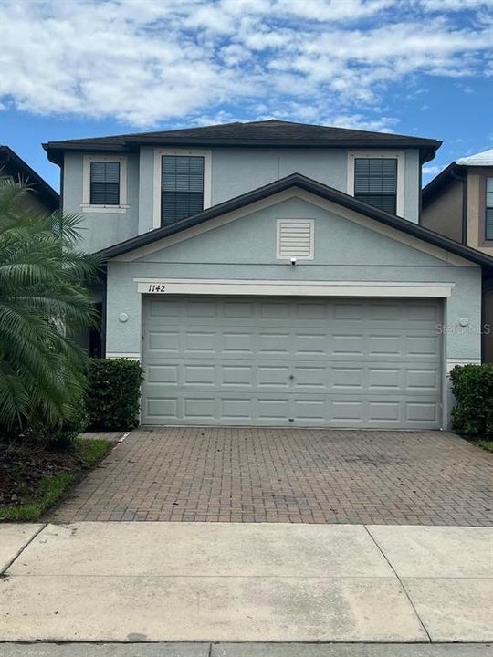 For Rent: $2,650 (4 beds, 2 baths, 2109 Square Feet)