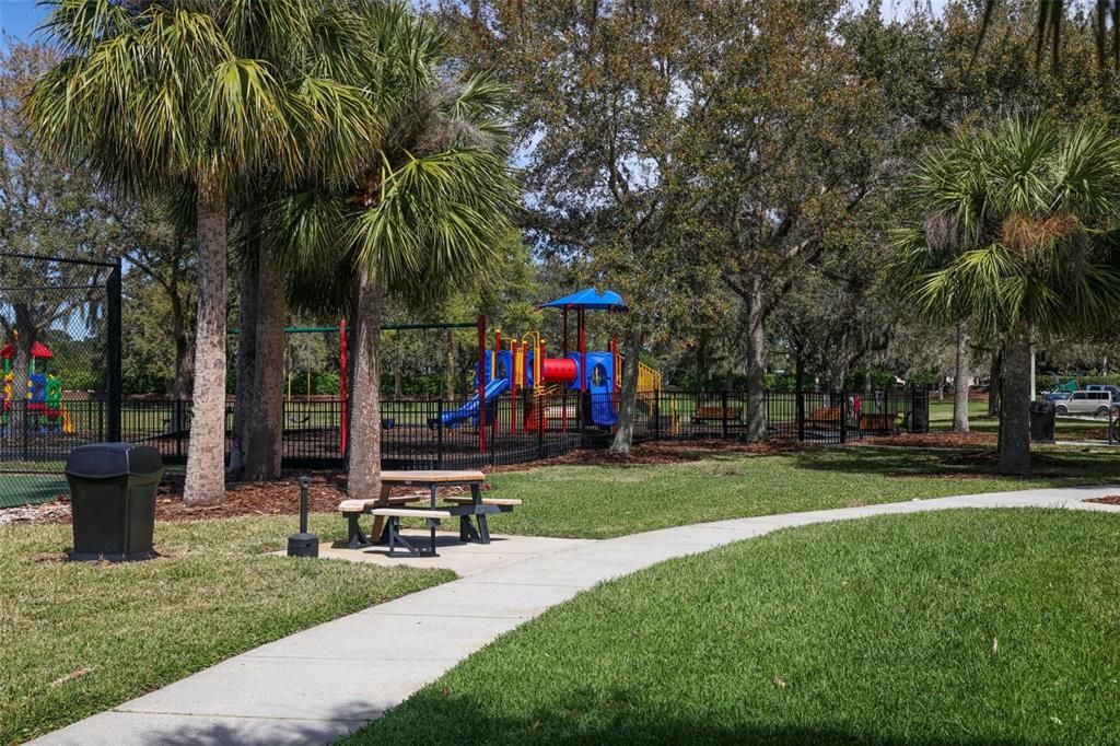 For Sale: $399,000 (3 beds, 2 baths, 1664 Square Feet)