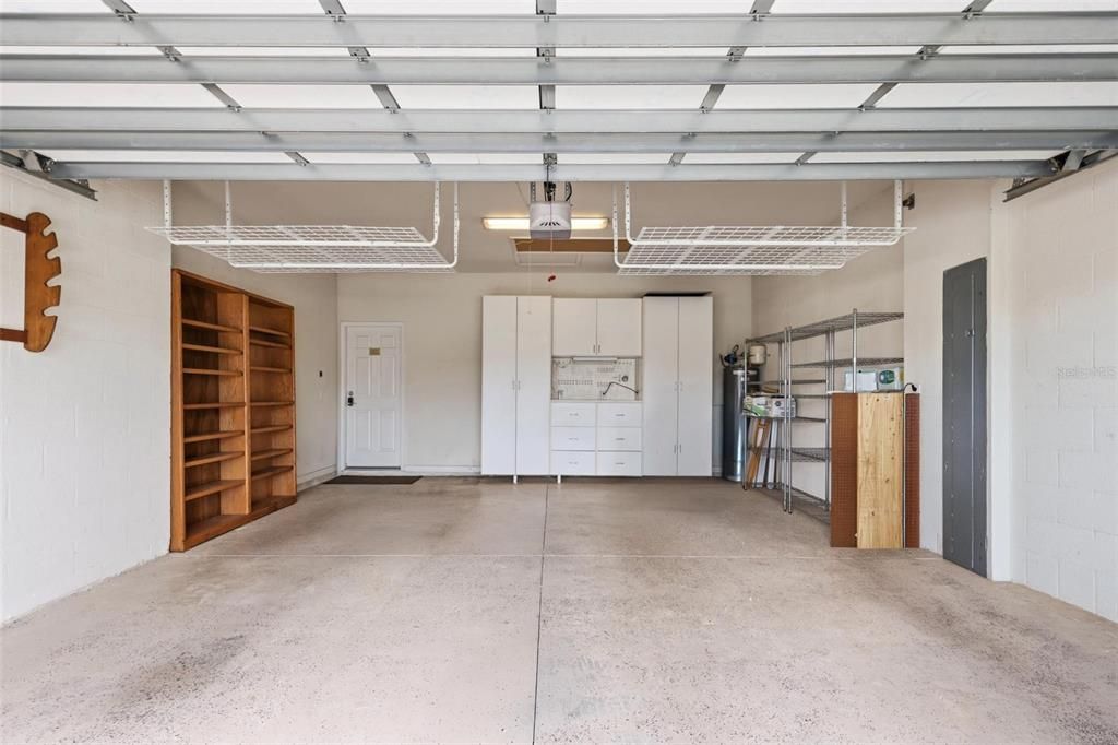 For Sale: $399,000 (3 beds, 2 baths, 1664 Square Feet)