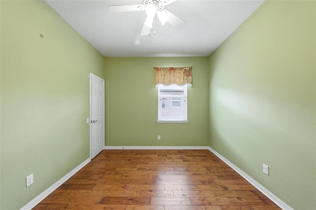 For Sale: $399,000 (3 beds, 2 baths, 1664 Square Feet)