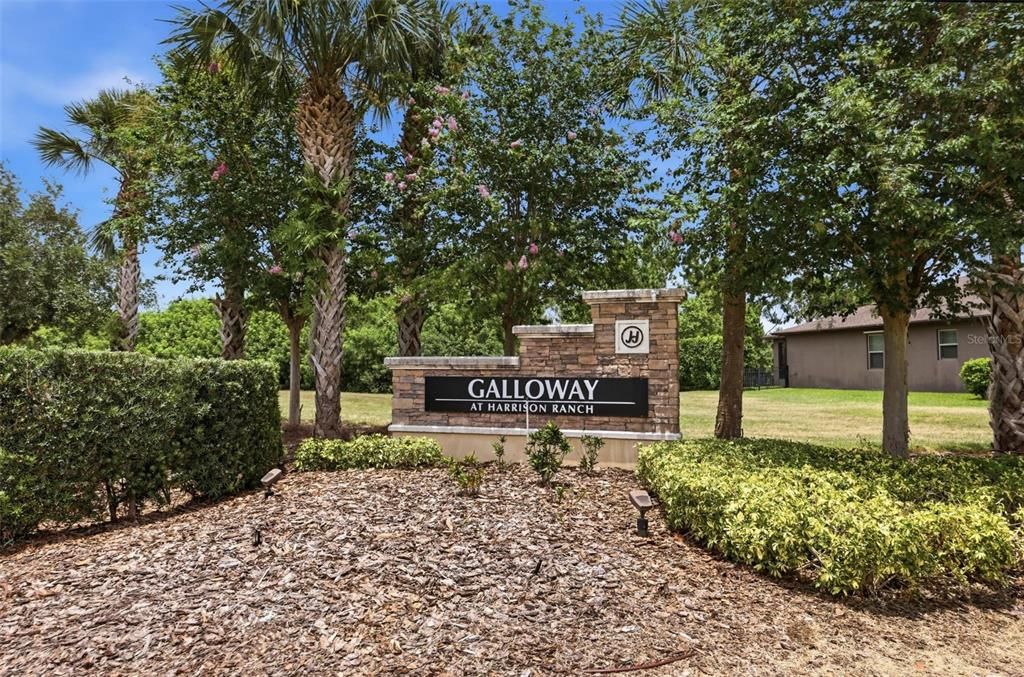 For Sale: $399,000 (3 beds, 2 baths, 1664 Square Feet)