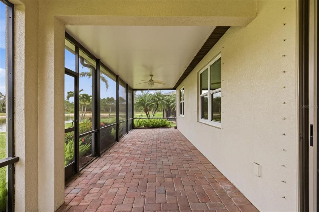 For Sale: $399,000 (3 beds, 2 baths, 1664 Square Feet)