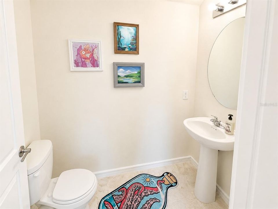 For Sale: $390,000 (3 beds, 2 baths, 2072 Square Feet)