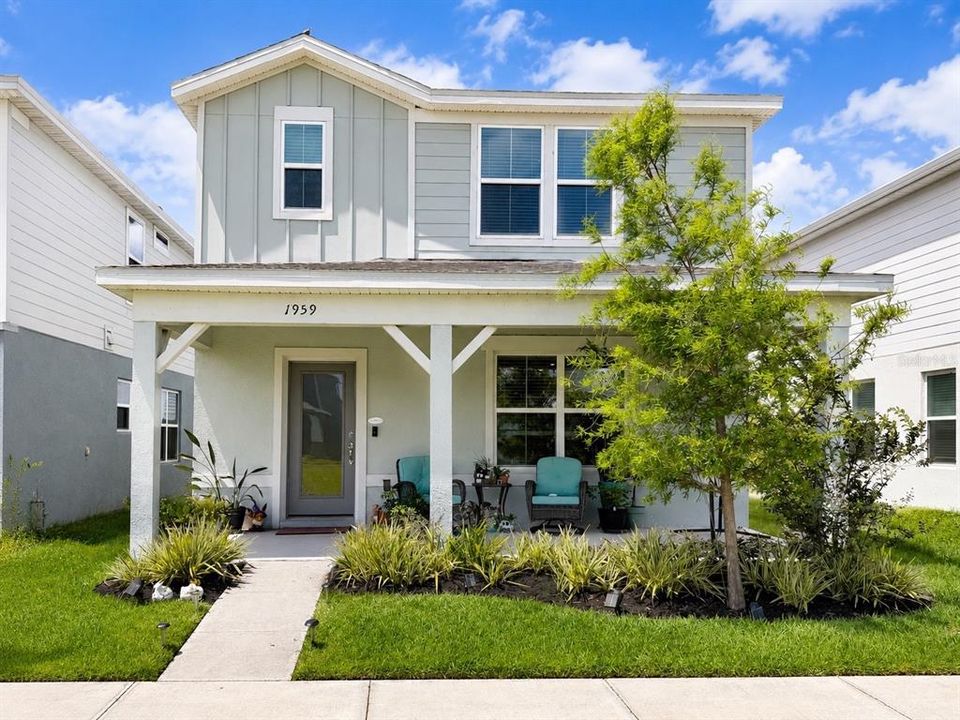 For Sale: $390,000 (3 beds, 2 baths, 2072 Square Feet)