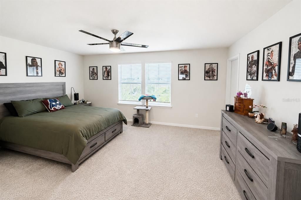 For Sale: $390,000 (3 beds, 2 baths, 2072 Square Feet)