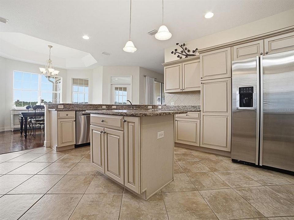 For Sale: $669,247 (3 beds, 2 baths, 2075 Square Feet)