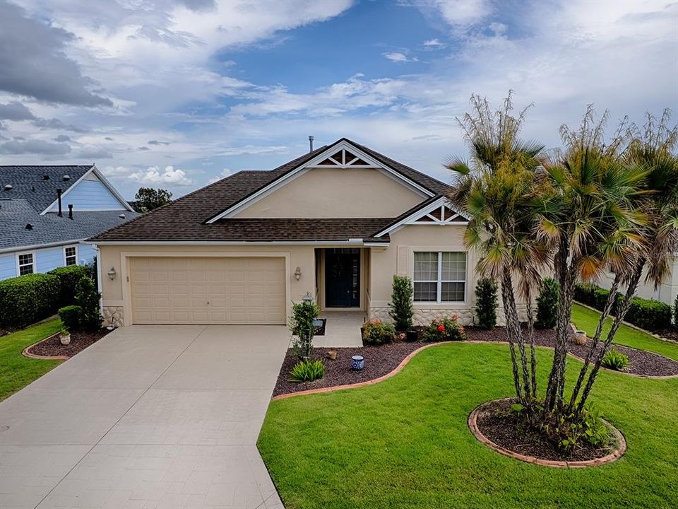 For Sale: $669,247 (3 beds, 2 baths, 2075 Square Feet)