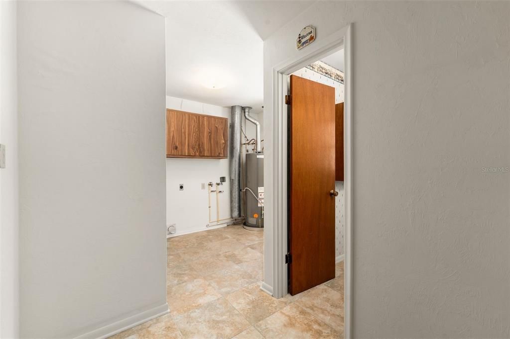 На продажу: $449,900 (4 спален, 2 ванн, 2261 Квадратных фут)