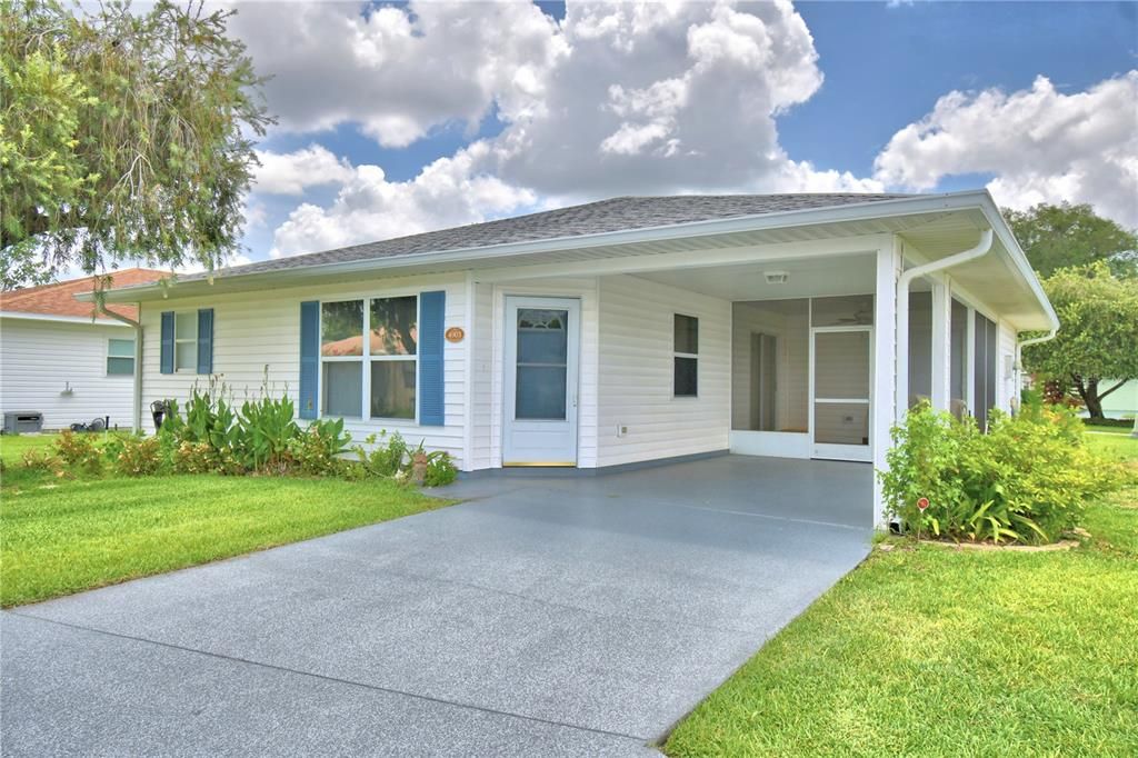 For Sale: $205,900 (2 beds, 2 baths, 1153 Square Feet)