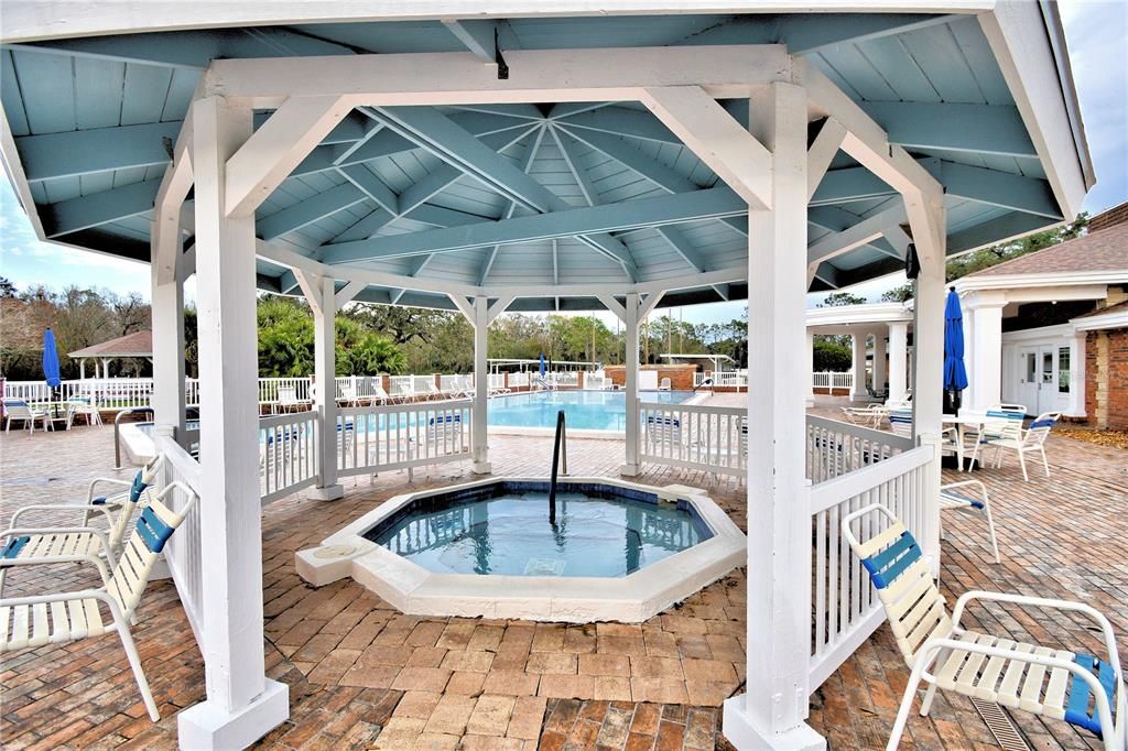 For Sale: $205,900 (2 beds, 2 baths, 1153 Square Feet)