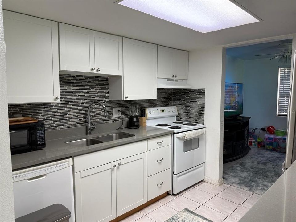En Venta: $125,000 (2 camas, 2 baños, 960 Pies cuadrados)
