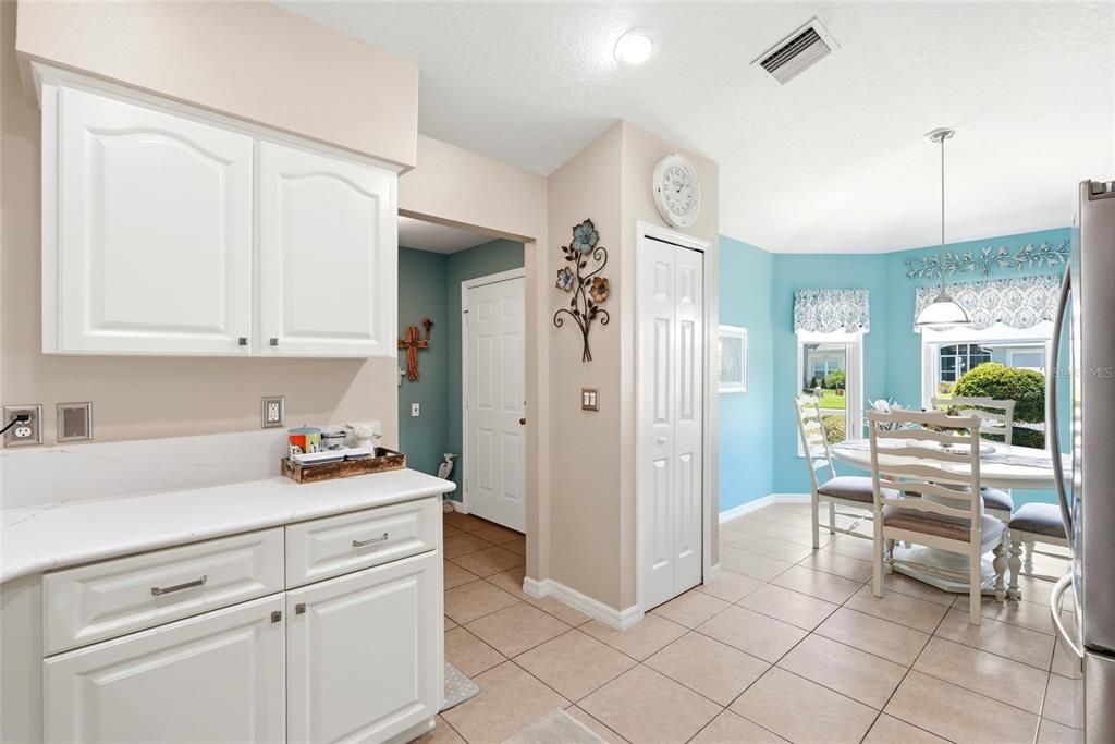 Activo con contrato: $265,000 (3 camas, 2 baños, 1630 Pies cuadrados)