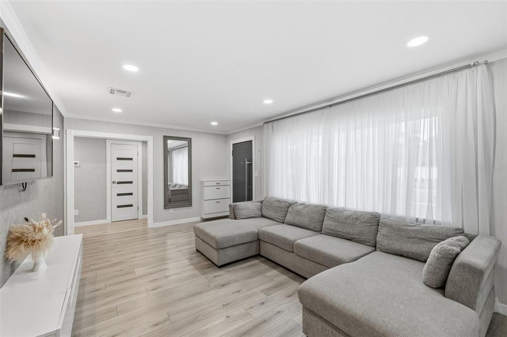 На продажу: $490,000 (4 спален, 3 ванн, 1780 Квадратных фут)