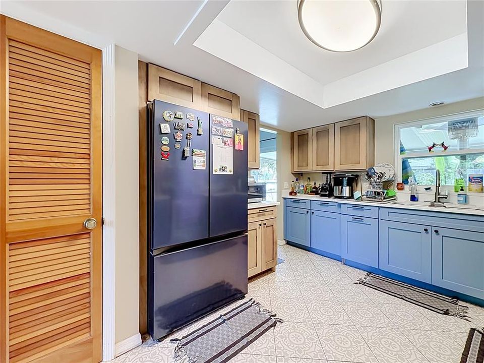 For Sale: $485,000 (3 beds, 2 baths, 1594 Square Feet)