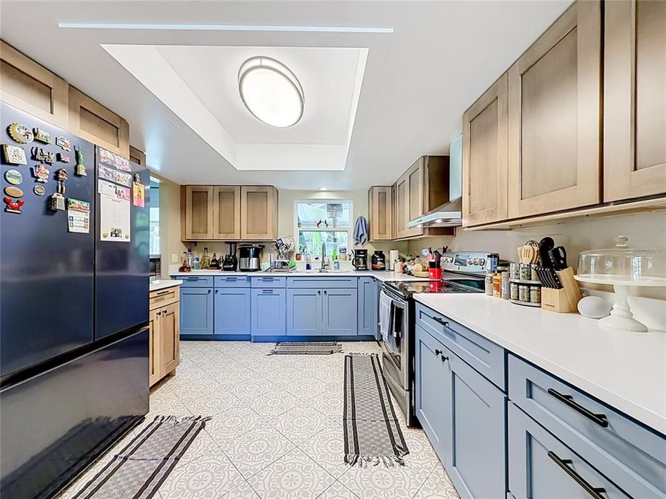 For Sale: $485,000 (3 beds, 2 baths, 1594 Square Feet)