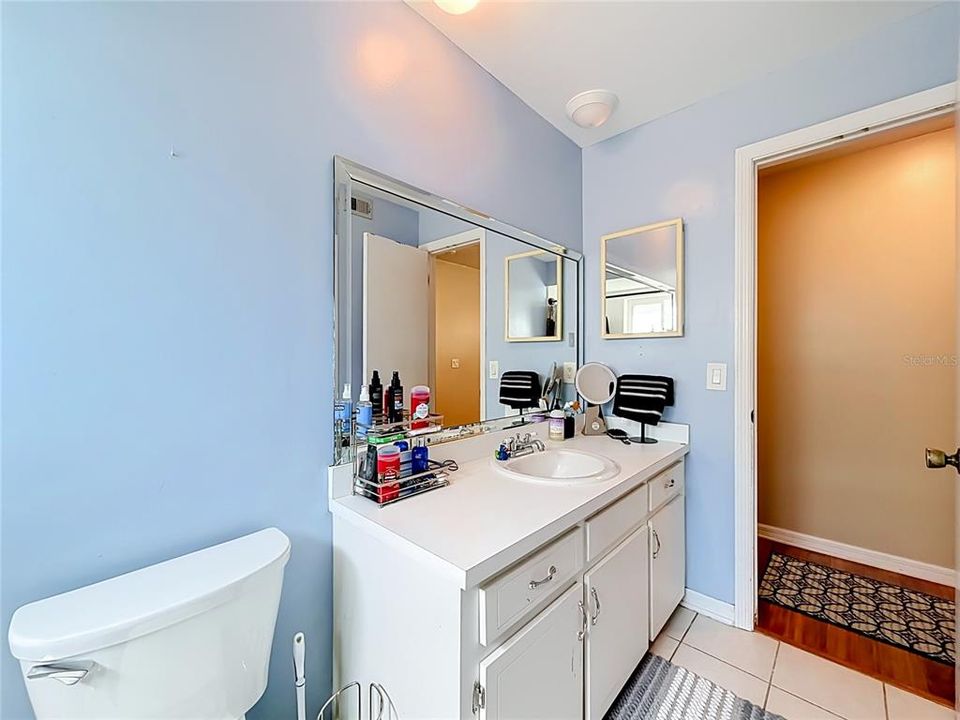 For Sale: $485,000 (3 beds, 2 baths, 1594 Square Feet)