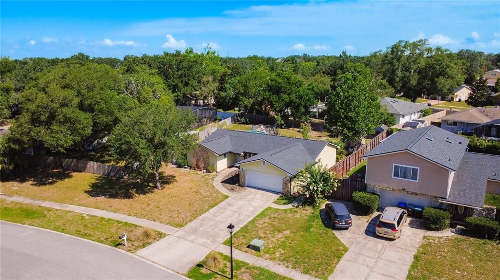 For Sale: $485,000 (3 beds, 2 baths, 1594 Square Feet)