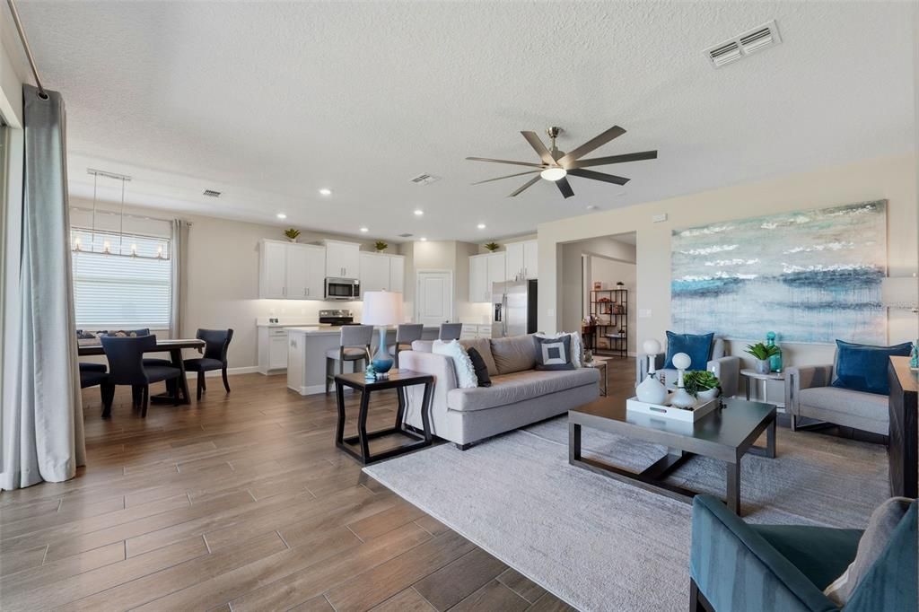 For Rent: $3,000 (2 beds, 2 baths, 1959 Square Feet)