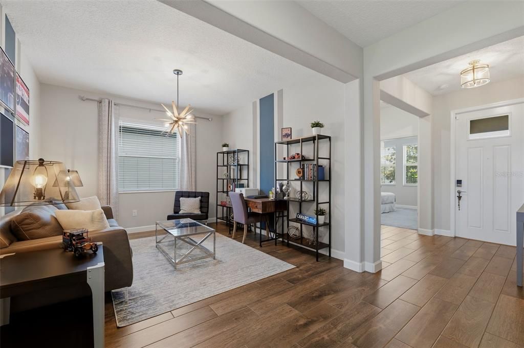 For Rent: $3,000 (2 beds, 2 baths, 1959 Square Feet)