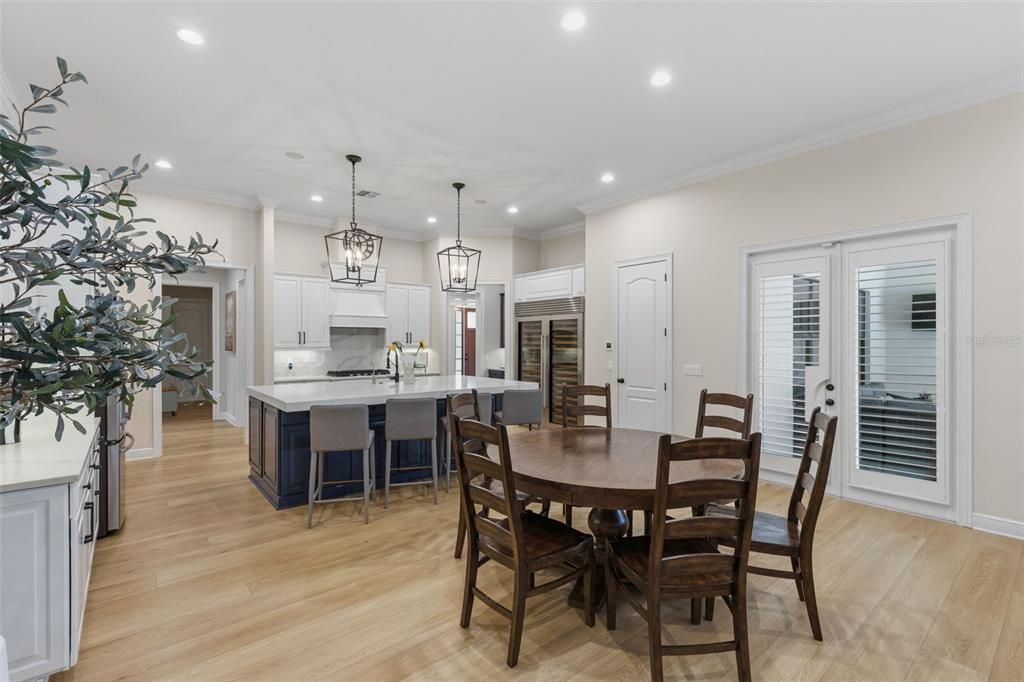 待售: $1,695,000 (5 贝兹, 4 浴室, 4923 平方英尺)