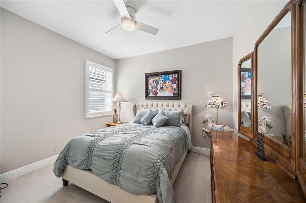 For Sale: $799,900 (3 beds, 3 baths, 2571 Square Feet)