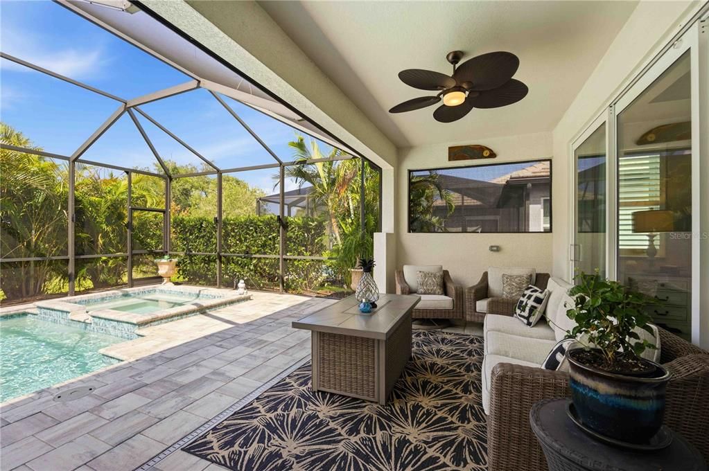 For Sale: $799,900 (3 beds, 3 baths, 2571 Square Feet)