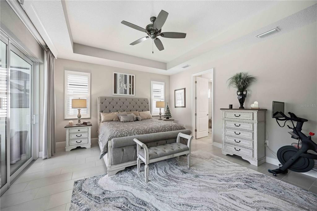 For Sale: $799,900 (3 beds, 3 baths, 2571 Square Feet)