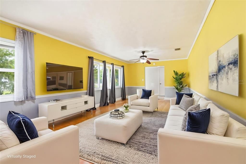For Sale: $475,000 (5 beds, 4 baths, 2226 Square Feet)