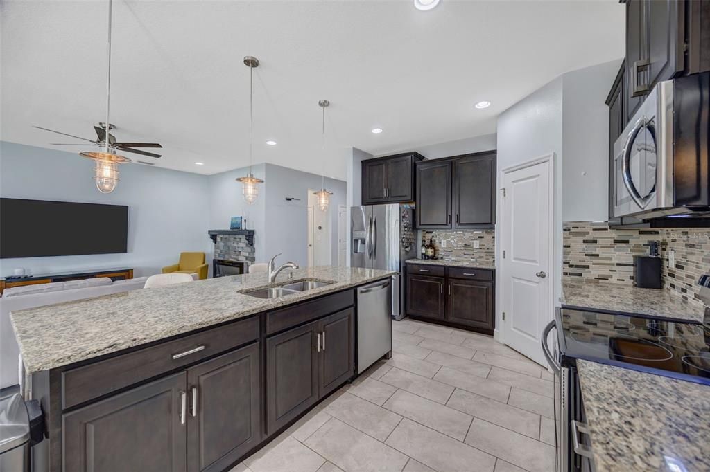For Sale: $395,000 (4 beds, 2 baths, 2057 Square Feet)