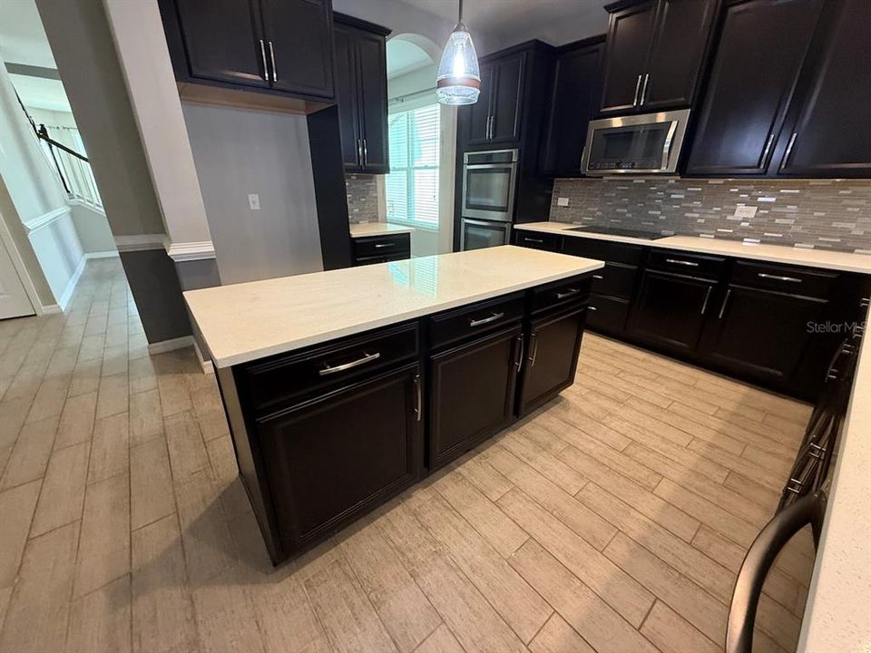 En Venta: $510,000 (5 camas, 3 baños, 3300 Pies cuadrados)