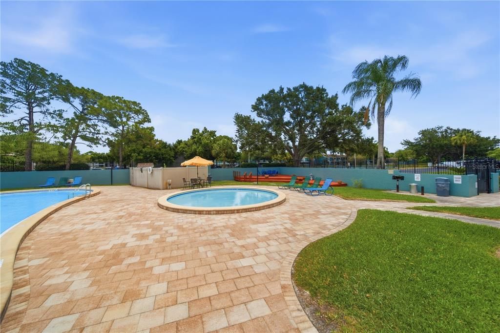 En Venta: $175,000 (2 camas, 1 baños, 993 Pies cuadrados)
