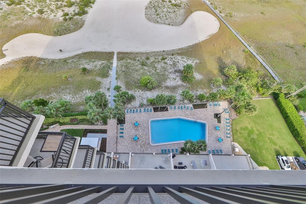 For Rent: $3,345 (2 beds, 2 baths, 1094 Square Feet)